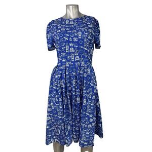 Blue White London Dress Short Sleeve Fit And Flare Midi Small Artsy All Over